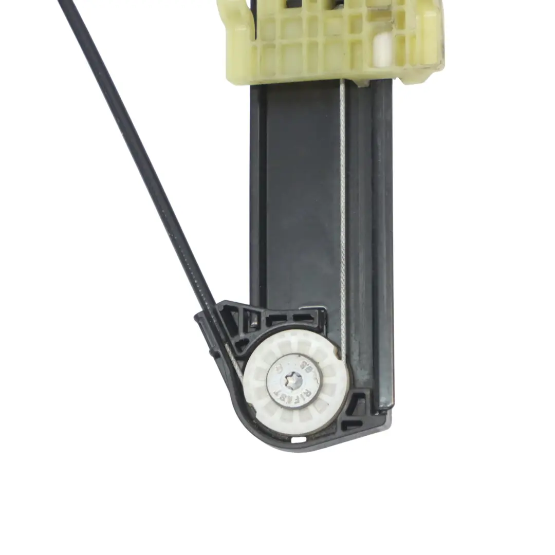 Mk2 FY Mechanizm Podnośnika Szyby Drzwi Przód Lewy do Audi Q5 o numerze 80A837461A Audi Q5 Mk2 FY Mechanizm Podnośnika Szyby Drzwi Przód Lewy - SKU 80A837461A - Numer Części 80A837461A