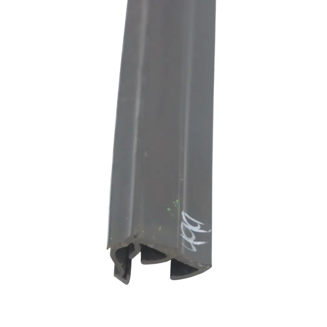Audi Q5 FY Garniture cadre supérieur vitre portière arrière panneau - SKU 80A839431A - Numéro de pièce 80A839431A