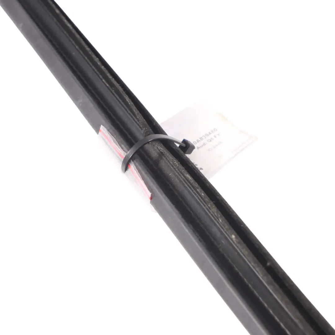 Hinten Türdichtung Gummi Dichtungsmanschette Rechts für Audi Q5 FY mit Teilenummer 80A839480 Audi Q5 FY Hinten Türdichtung Gummi Dichtungsmanschette Rechts - SKU 80A839480 - Teilenummer 80A839480