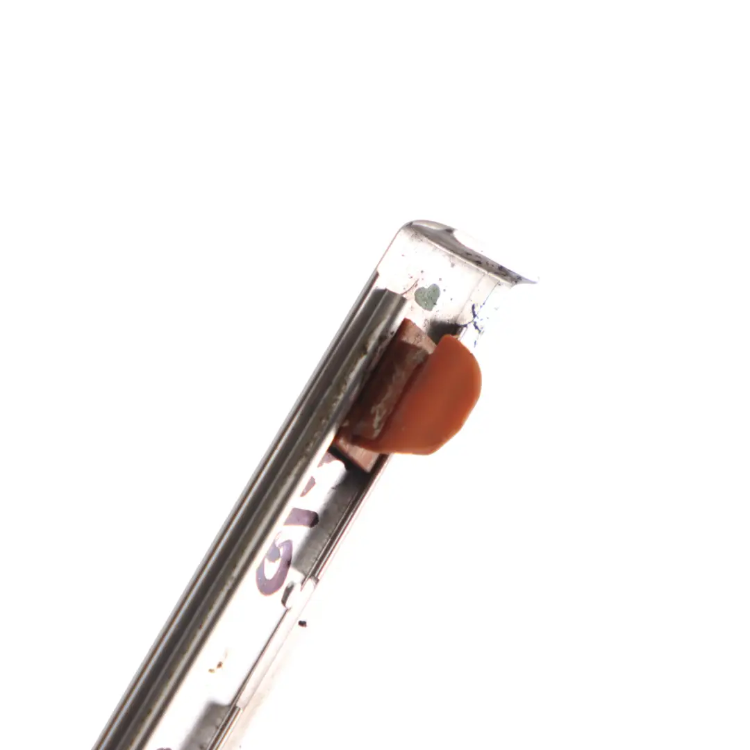 Garniture de vitre extérieure arrière gauche pour Audi Q5 FY à propos du numéro de pièce 80A839643B Audi Q5 FY Garniture de vitre extérieure arrière gauche - SKU 80A839643B - Numéro de pièce 80A839643B