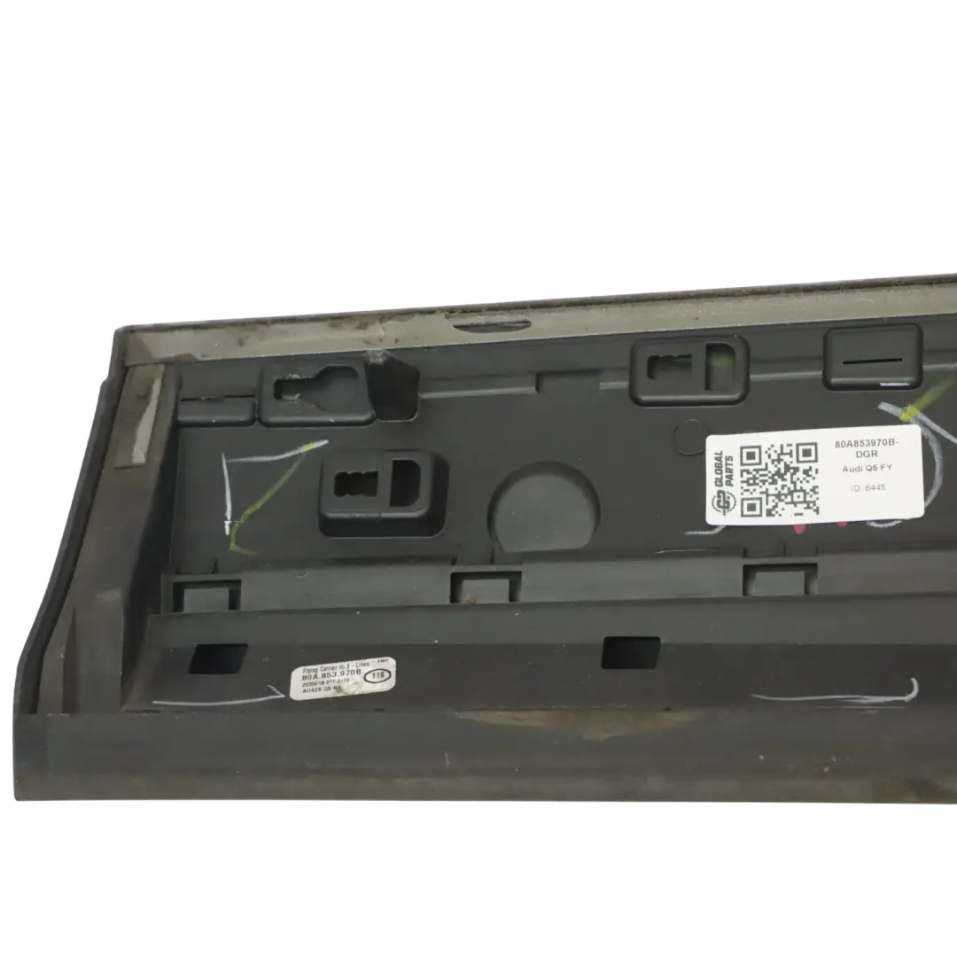 Moldura de puerta trasera derecha Daytona Grey Pearl - Z7S para Audi Q5 FY con número de pieza 80A853970B Audi Q5 FY Moldura de puerta trasera derecha Daytona Grey Pearl - Z7S - SKU 80A853970B-DGR - Número de pieza 80A853970B