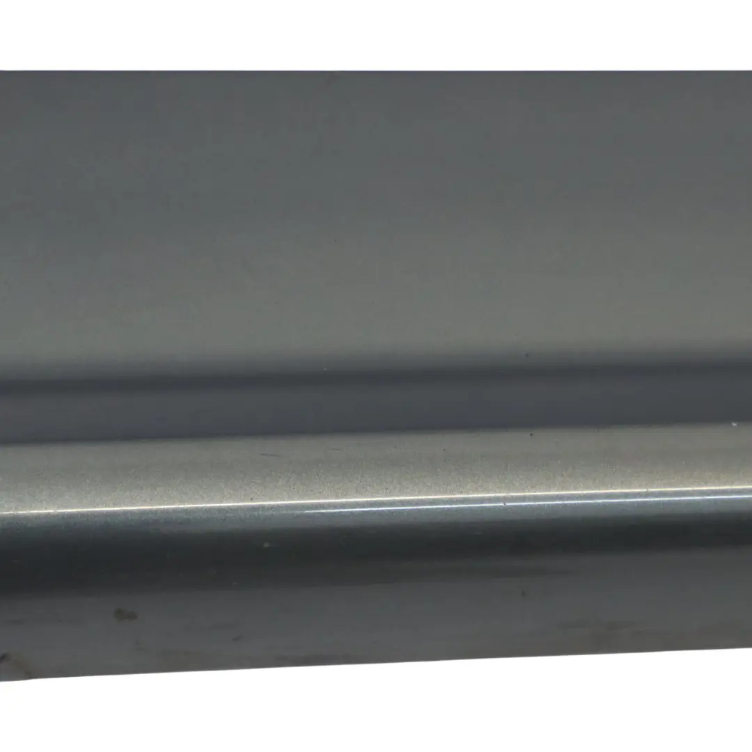 Moldura de puerta trasera derecha Daytona Grey Pearl - Z7S para Audi Q5 FY con número de pieza 80A853970B Audi Q5 FY Moldura de puerta trasera derecha Daytona Grey Pearl - Z7S - SKU 80A853970B-DGR - Número de pieza 80A853970B