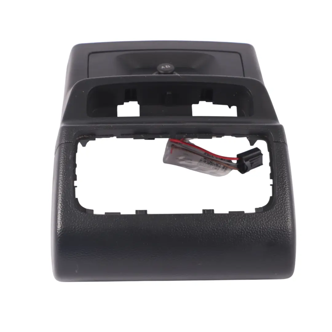 Audi Q5 Mk2 FY Cache arrière de la console centrale Prise 12V Noir - SKU 80A864376A - Numéro de pièce 80A864376A