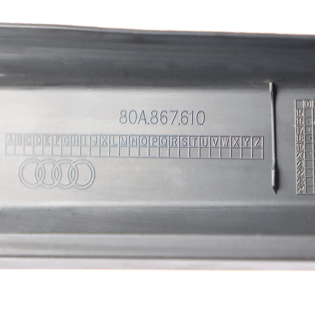 Listwa Ramka Drzwi Prawy Przód do Audi Q5 FY o numerze 80A867610 Audi Q5 FY Listwa Ramka Drzwi Prawy Przód - SKU 80A867610 - Numer Części 80A867610
