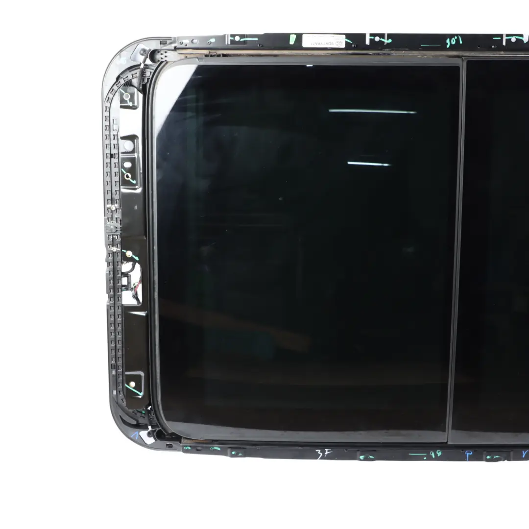 Panoramic Roof Sunroof Glass Assembly AS3 Tinted to Audi Q5 FY with Part number 80A877049B Audi Q5 FY Panoramic Roof Sunroof Glass Assembly AS3 Tinted - SKU 80A877049B - Part number 80A877049B