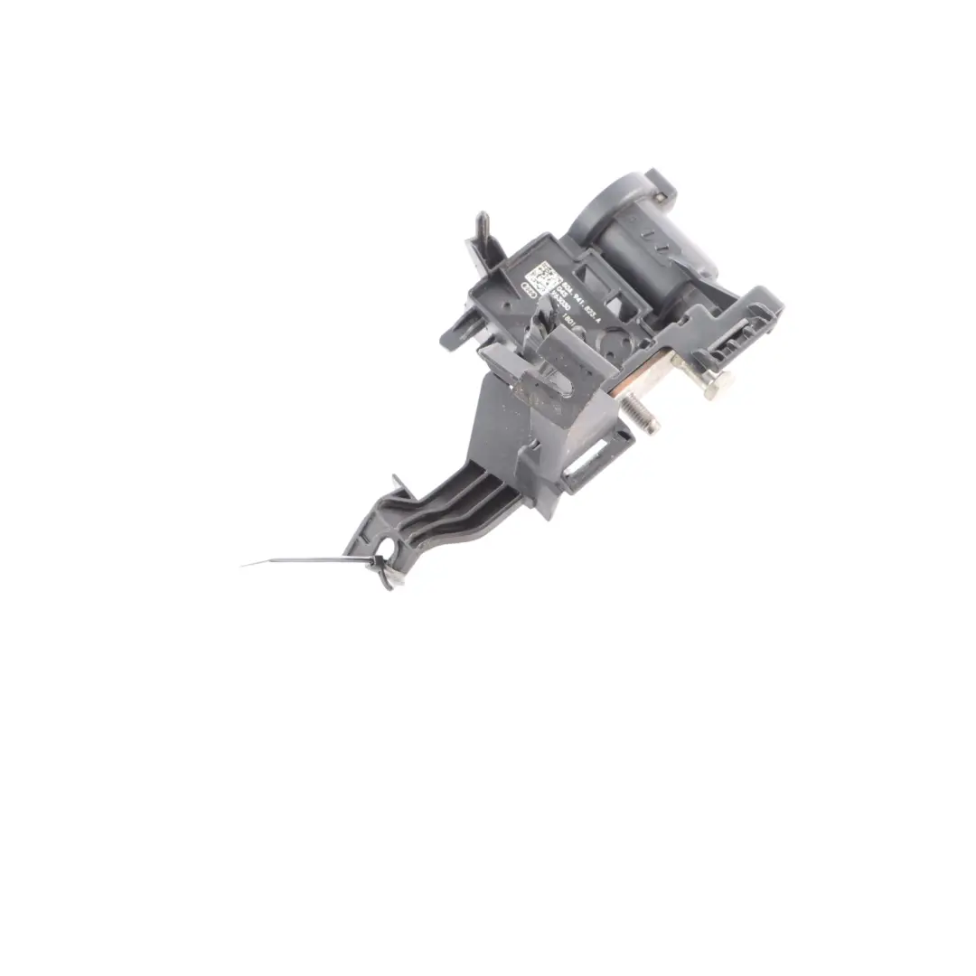 Audi Q5 FY Positive Battery Terminal Potential Distributor - SKU 80A941823A - Part number 80A941823A
