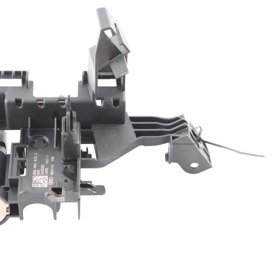 Positive Batterieklemme Potentialverteiler für Audi Q5 FY mit Teilenummer 80A941823A Audi Q5 FY Positive Batterieklemme Potentialverteiler - SKU 80A941823A - Teilenummer 80A941823A