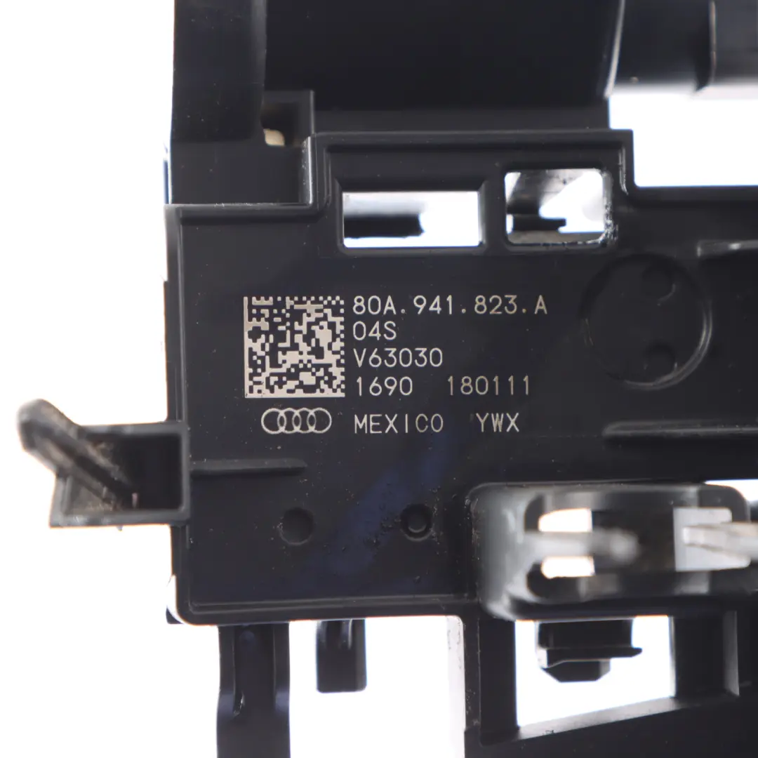 Distributeur De Potentiel De Borne Positive De Batterie Audi Q5 FY pour à propos du numéro de pièce 80A941823A Distributeur De Potentiel De Borne Positive De Batterie Audi Q5 FY - SKU 80A941823A - Numéro de pièce 80A941823A