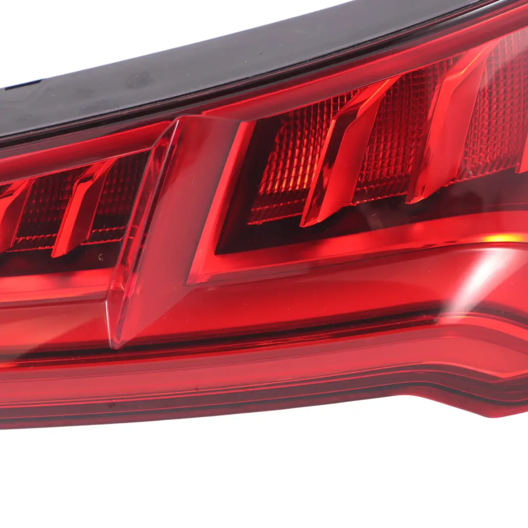 Lampa Tył Prawo LED do Audi Q5 FY o numerze 80A945094B Audi Q5 FY Lampa Tył Prawo LED - SKU 80A945094B - Numer Części 80A945094B