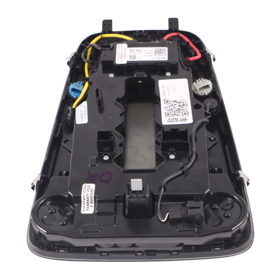 Lampka Panel Podsufitki Czarny Oświetlenie Wnętrza do Audi Q5 FY o numerze 80A947135G Audi Q5 FY Lampka Panel Podsufitki Czarny Oświetlenie Wnętrza - SKU 80A947135G - Numer Części 80A947135G