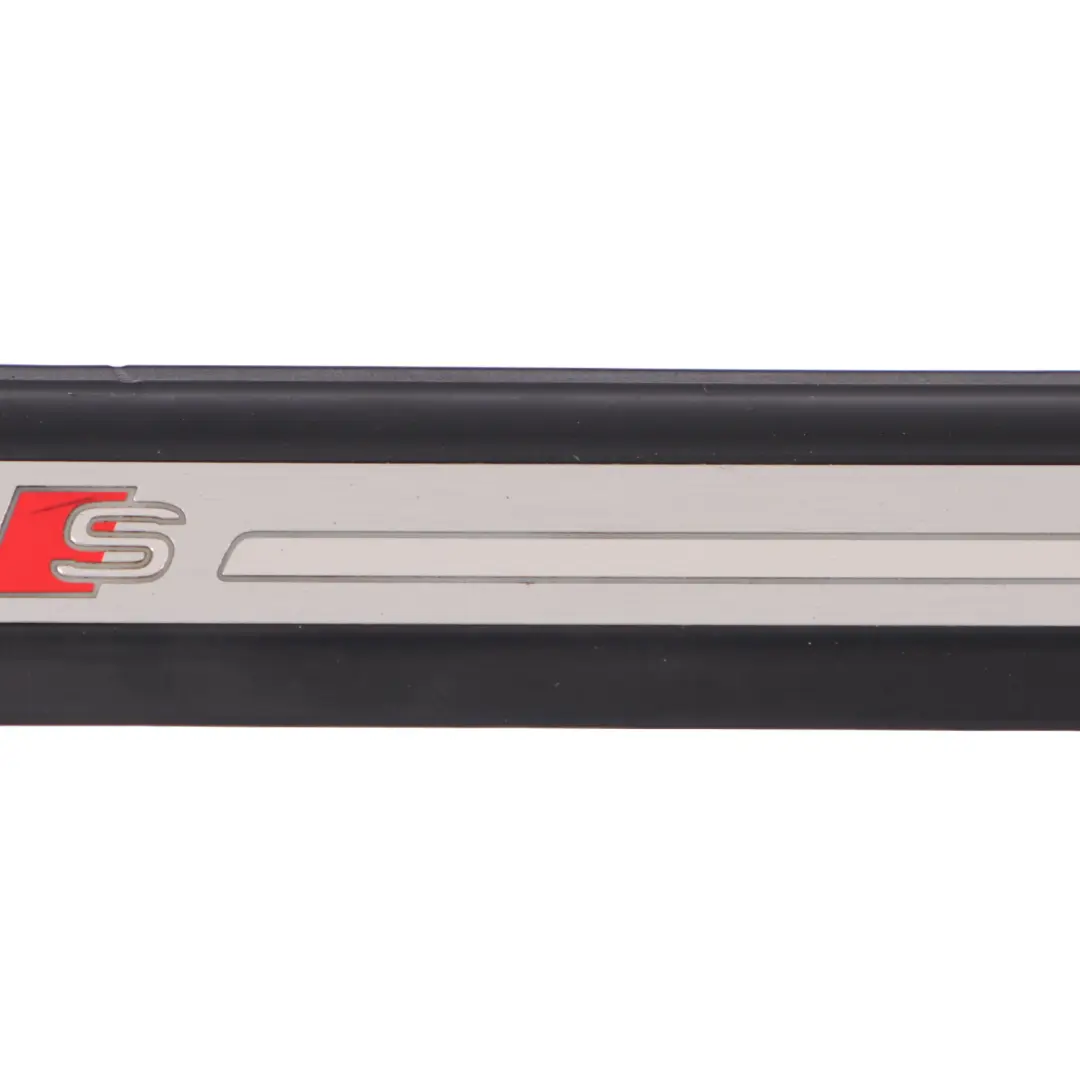 Audi Q5 FY Plaque d'habillage de bas de porte S-Line Avant Droite - SKU 80A947418-1 - Numéro de pièce 80A947418