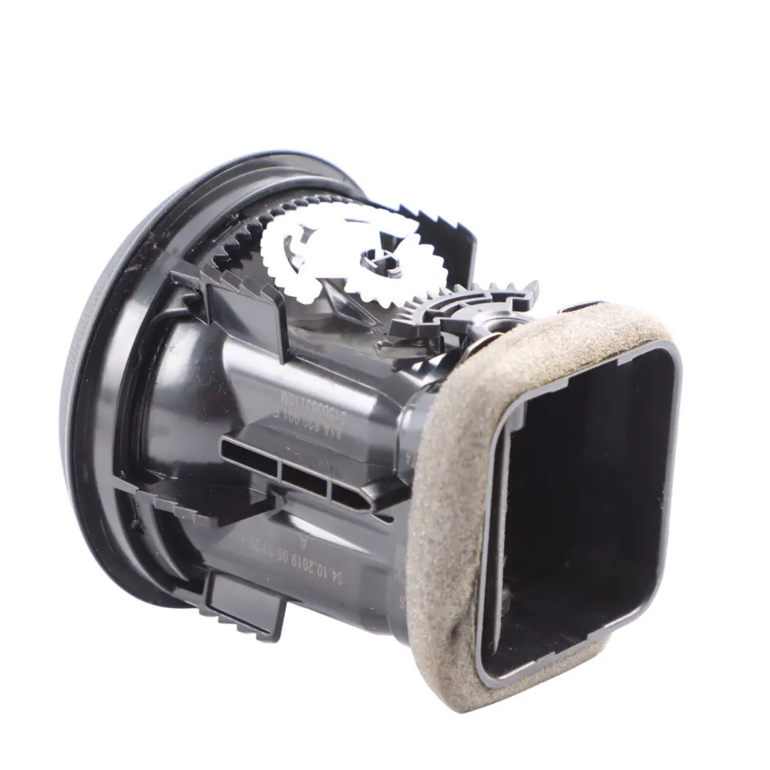 Bocchetta Aria Ugello Anteriore Centrale A/C per Audi A3 8V Q2 GA con numero di parte 81A820901E Audi A3 8V Q2 GA Bocchetta Aria Ugello Anteriore Centrale A/C - SKU 81A820901E - Numero di parte 81A820901E