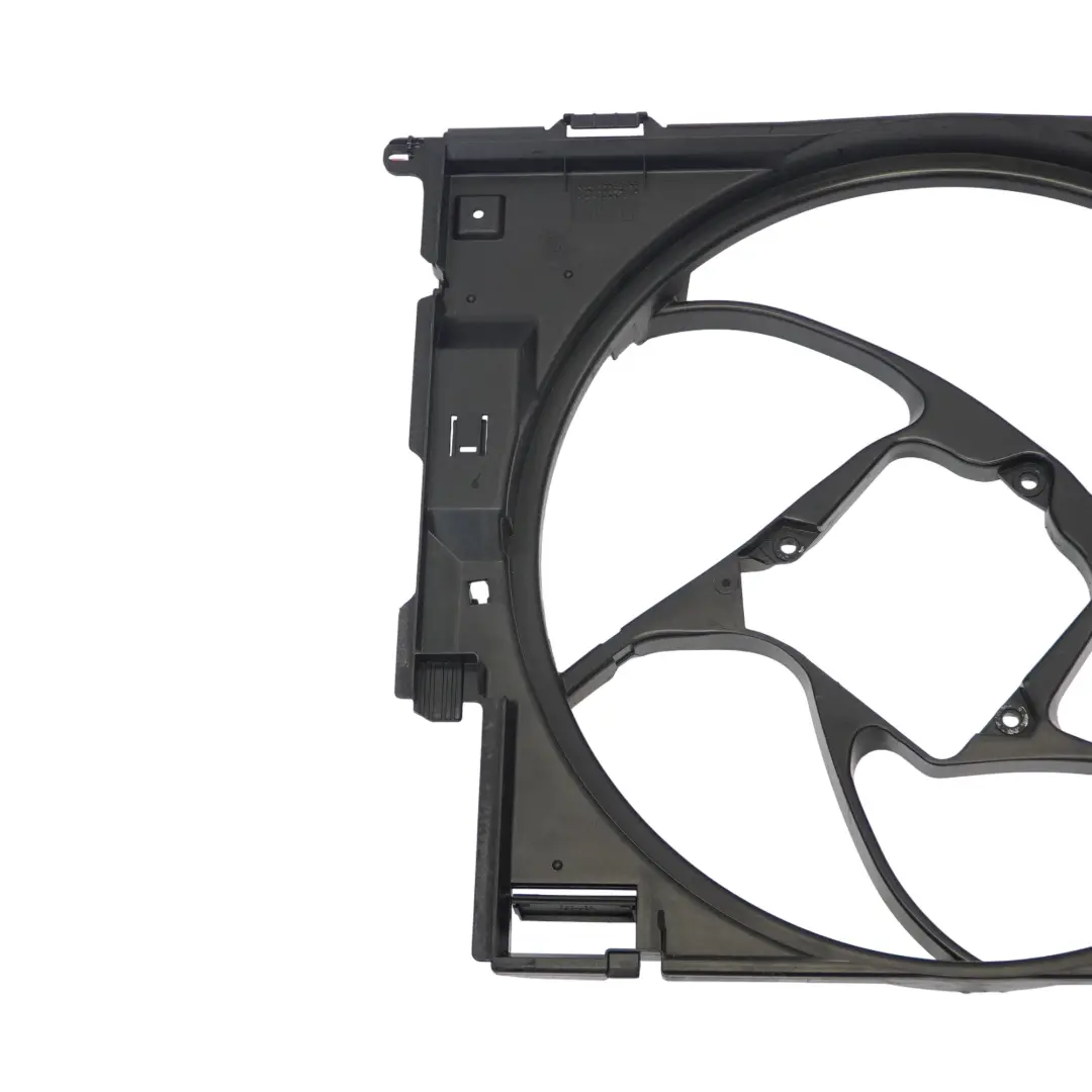 Couvercle de ventilateur de radiateur pour BMW F20 F21 LCI F30 F31 F32 à propos du numéro de pièce 7640650 BMW F20 F21 LCI F30 F31 F32 Couvercle de ventilateur de radiateur - SKU 7640650 - Numéro de pièce 7640650