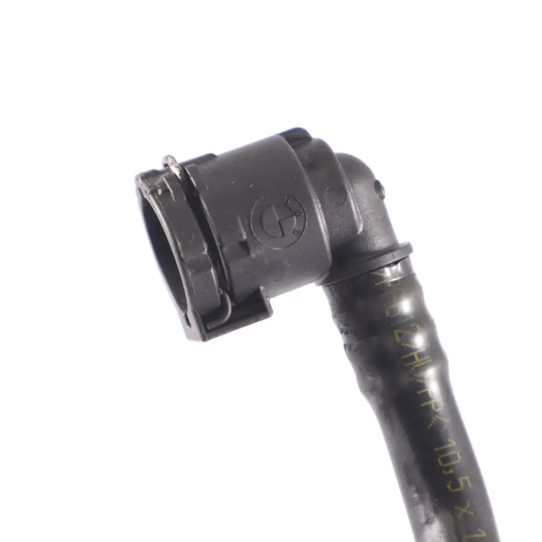 testa cilindro espansione flessibile raffreddamento linea 8616141 per BMW F30 LCI con numero di parte 8740115 BMW F30 LCI testa cilindro espansione flessibile raffreddamento linea 8616141 - SKU 8740115 - Numero di parte 8740115