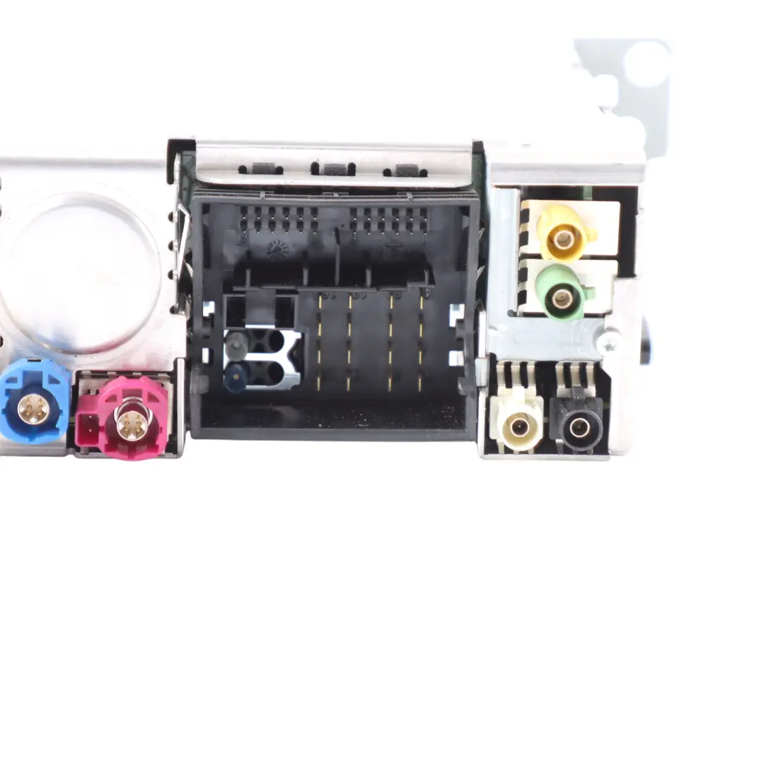 Head Unit BMW F32 F33 F36 Radio CD Player Multimedia Control Unit Alpine 9271716 to with Part number 8793331 Head Unit BMW F32 F33 F36 Radio CD Player Multimedia Control Unit Alpine 9271716 - SKU 8793331 - Part number 8793331