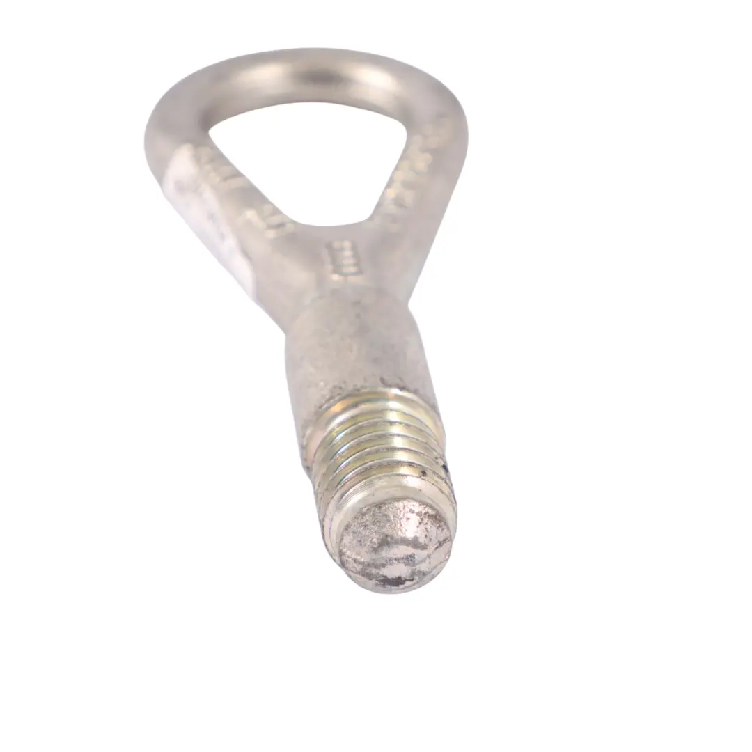 Gancio ad occhiello per traino per Audi A4 B7 con numero di parte 8E0805616C Audi A4 B7 Gancio ad occhiello per traino - SKU 8E0805616C - Numero di parte 8E0805616C