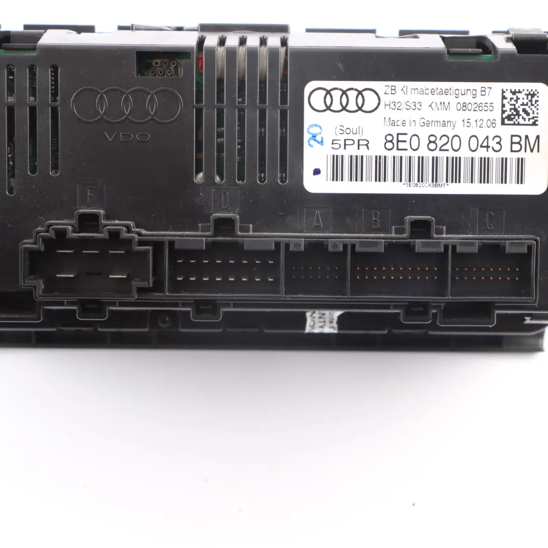 Automatik Klima Bedienteil Schalter Einheit für Audi A4 B7 mit Teilenummer 8E0820043BM Audi A4 B7 Automatik Klima Bedienteil Schalter Einheit - SKU 8E0820043BM - Teilenummer 8E0820043BM
