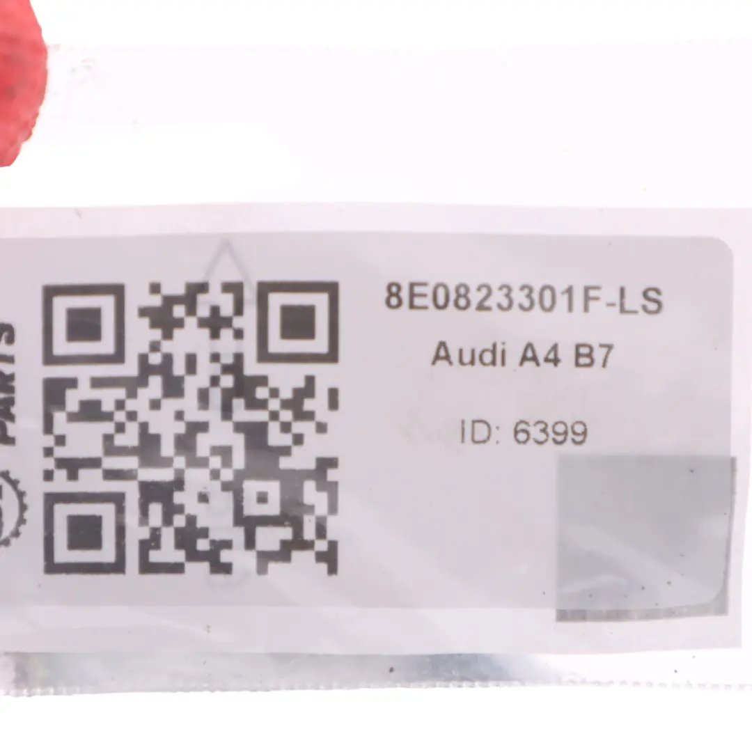 Cerniera cofano anteriore sinistra Argento chiaro - LY7W per Audi A4 B7 con numero di parte 8E0823301F Audi A4 B7 Cerniera cofano anteriore sinistra Argento chiaro - LY7W - SKU 8E0823301F-LS - Numero di parte 8E0823301F