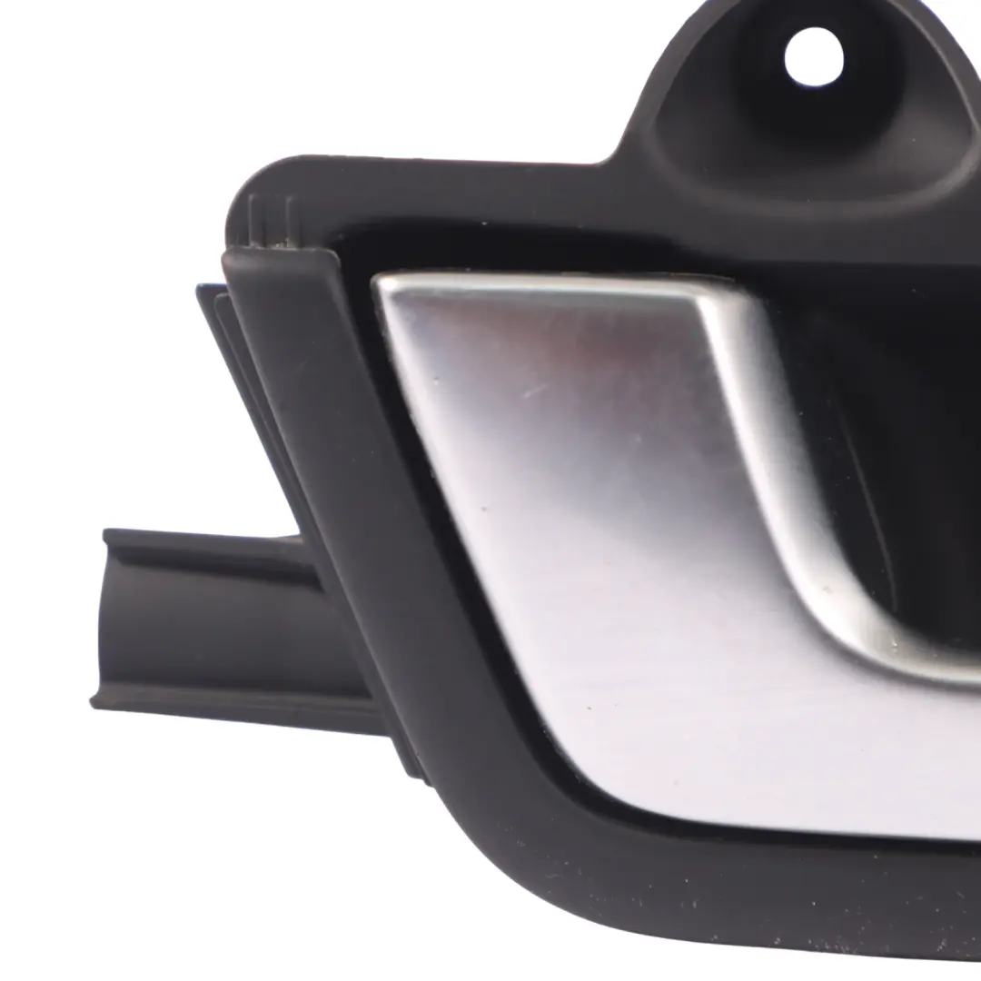 Hinter Tür Griff Innen Links für Audi A4 B7 mit Teilenummer 8E0839019C Audi A4 B7 Hinter Tür Griff Innen Links - SKU 8E0839019C - Teilenummer 8E0839019C