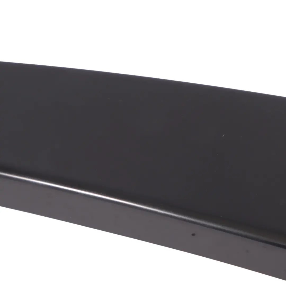 Rivestimento Esterno Montante B Blende Sinistro Nero per Audi A4 B7 con numero di parte 8E0853289D Audi A4 B7 Rivestimento Esterno Montante B Blende Sinistro Nero - SKU 8E0853289D - Numero di parte 8E0853289D