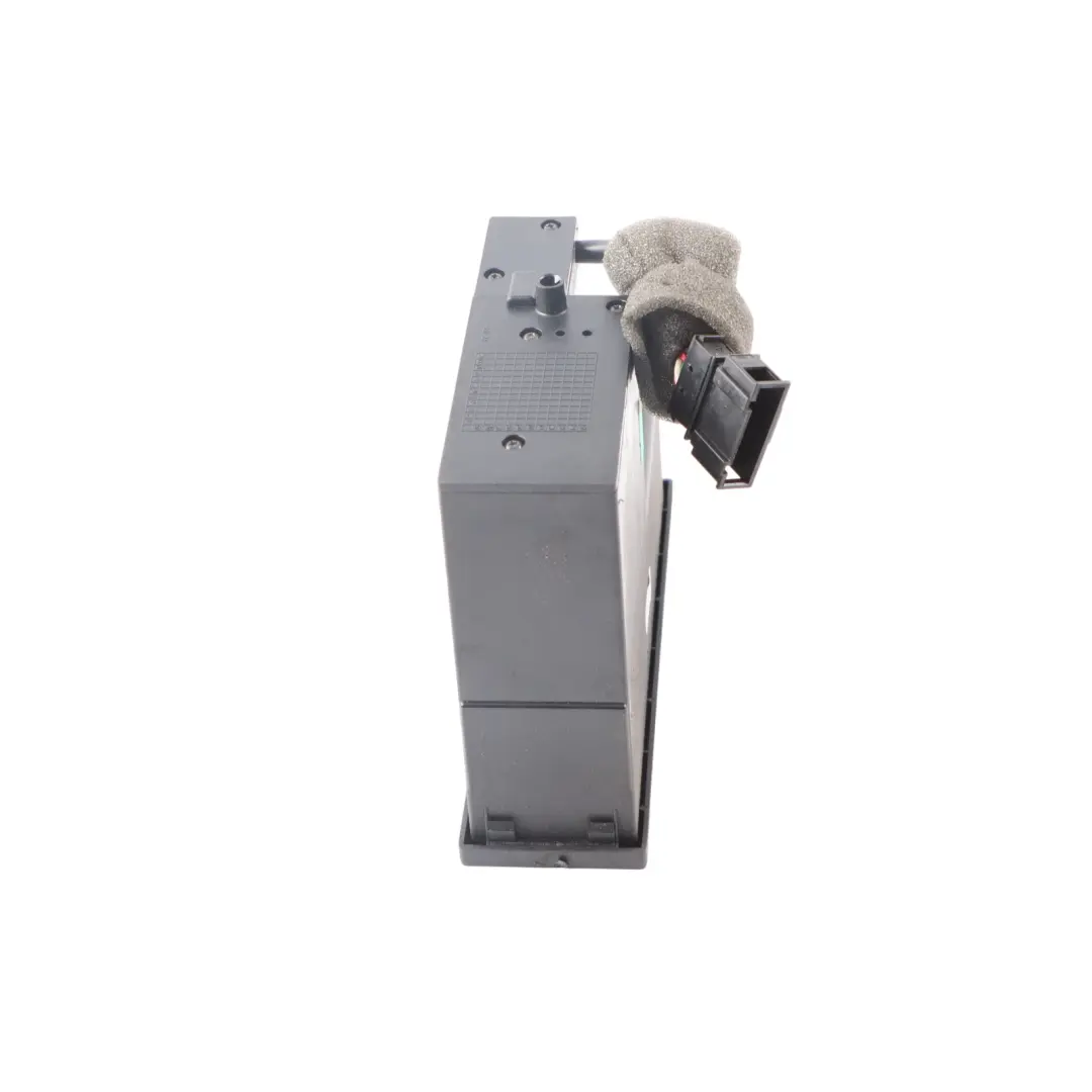 Audi A3 8P TT 8J A4 B7 Ipod Schnitt Stelle Multimedia Ablagefach 8E0857925B - SKU 8E0857925H - Teilenummer 8E0857925H