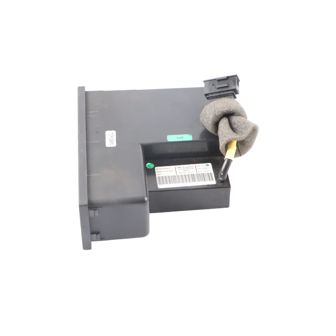 Compartiment Rangement Multimédia Ipod Pour Audi A3 8P TT 8J A4 B7 8E0857925B pour à propos du numéro de pièce 8E0857925H Compartiment Rangement Multimédia Ipod Pour Audi A3 8P TT 8J A4 B7 8E0857925B - SKU 8E0857925H - Numéro de pièce 8E0857925H