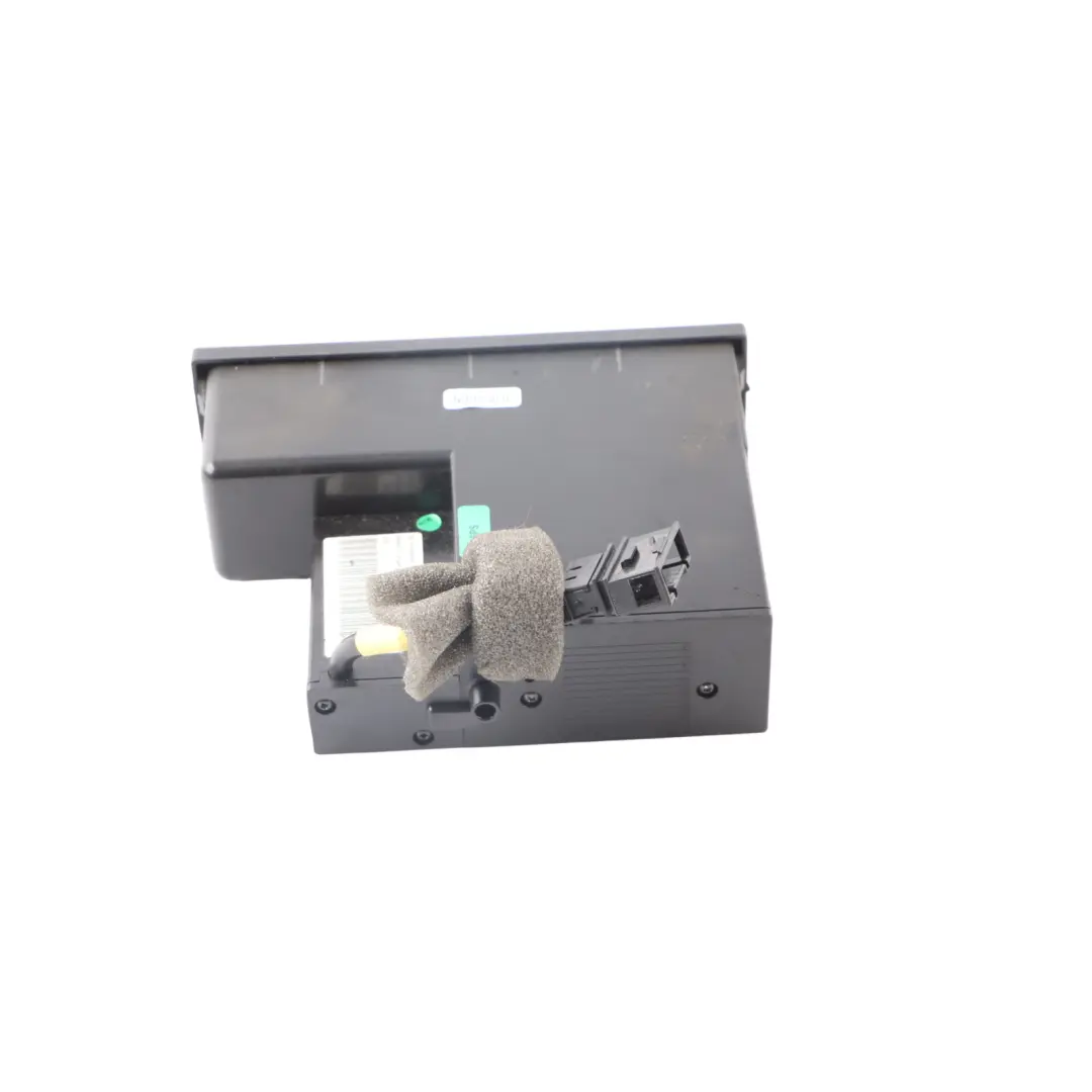 Ipod Interface Multimedia Storage Compartment 8E0857925B to Audi A3 8P TT 8J A4 B7 with Part number 8E0857925H Audi A3 8P TT 8J A4 B7 Ipod Interface Multimedia Storage Compartment 8E0857925B - SKU 8E0857925H - Part number 8E0857925H