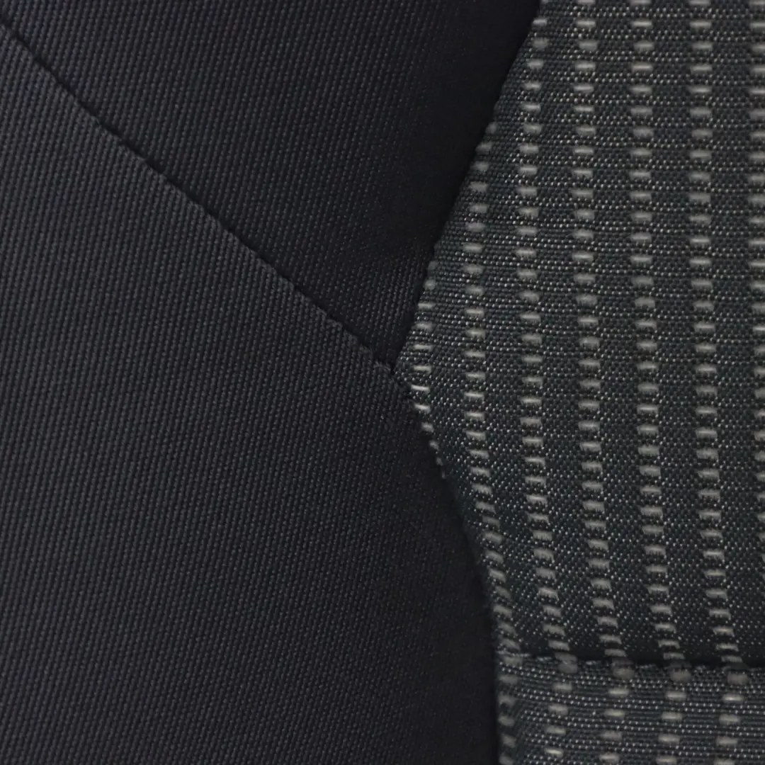 Funda Respaldo Asiento Deportivo Delantero Derecho para Audi A4 B7 con número de pieza 8E0881806Q Audi A4 B7 Funda Respaldo Asiento Deportivo Delantero Derecho - SKU 8E0881806Q - Número de pieza 8E0881806Q