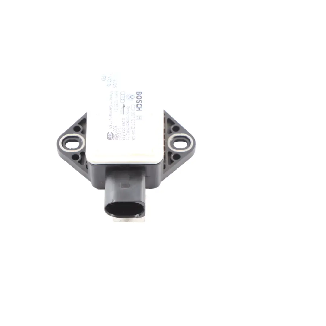 Módulo de guiñada Sensor de aceleración velocidad rotación para Audi A6 C6 con número de pieza 8E0907637B Audi A6 C6 Módulo de guiñada Sensor de aceleración velocidad rotación - SKU 8E0907637B - Número de pieza 8E0907637B