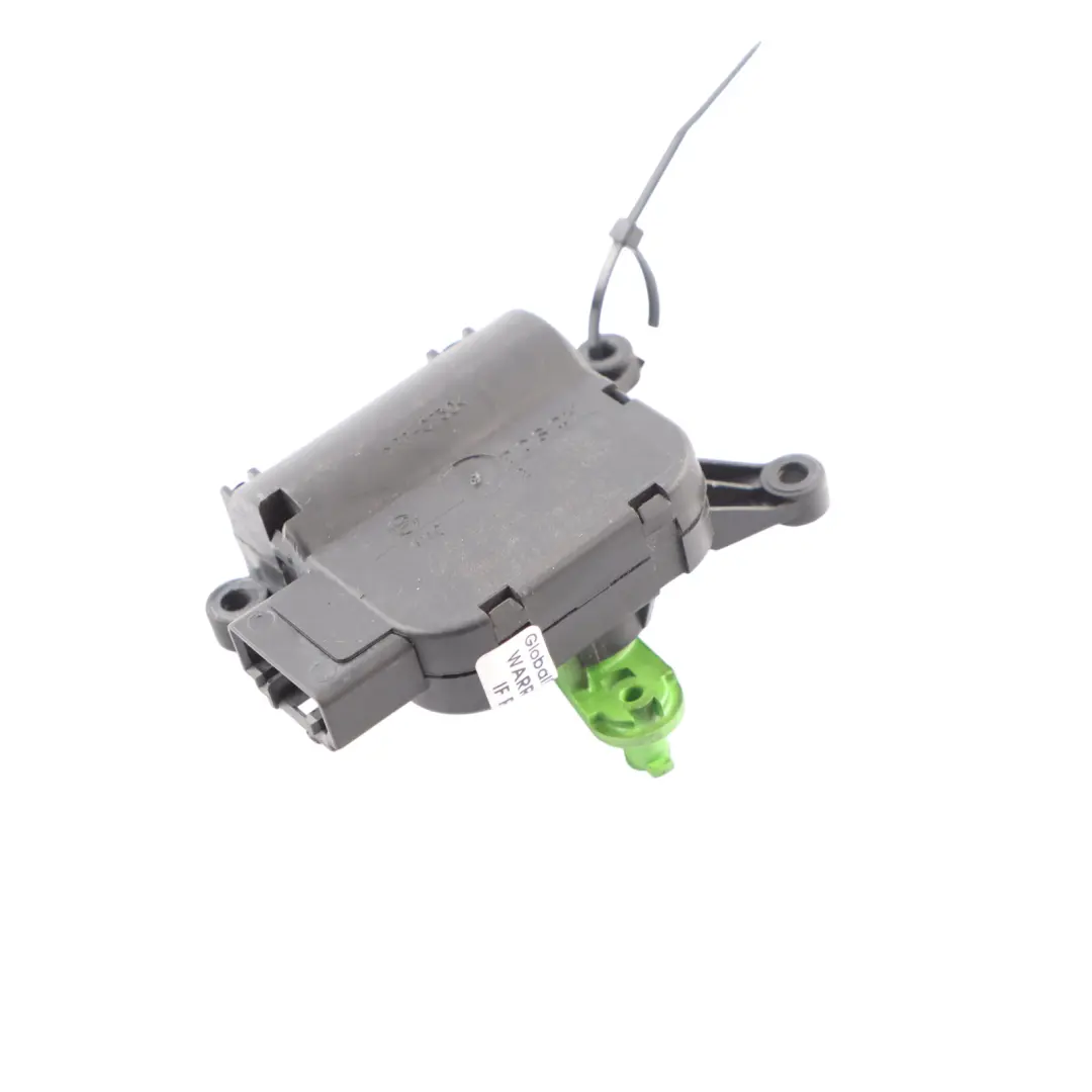 Stellmotor Luftklappe Armaturenbrett Mitte für Audi A4 B7 mit Teilenummer 8E2820511B Audi A4 B7 Stellmotor Luftklappe Armaturenbrett Mitte - SKU 8E2820511B - Teilenummer 8E2820511B