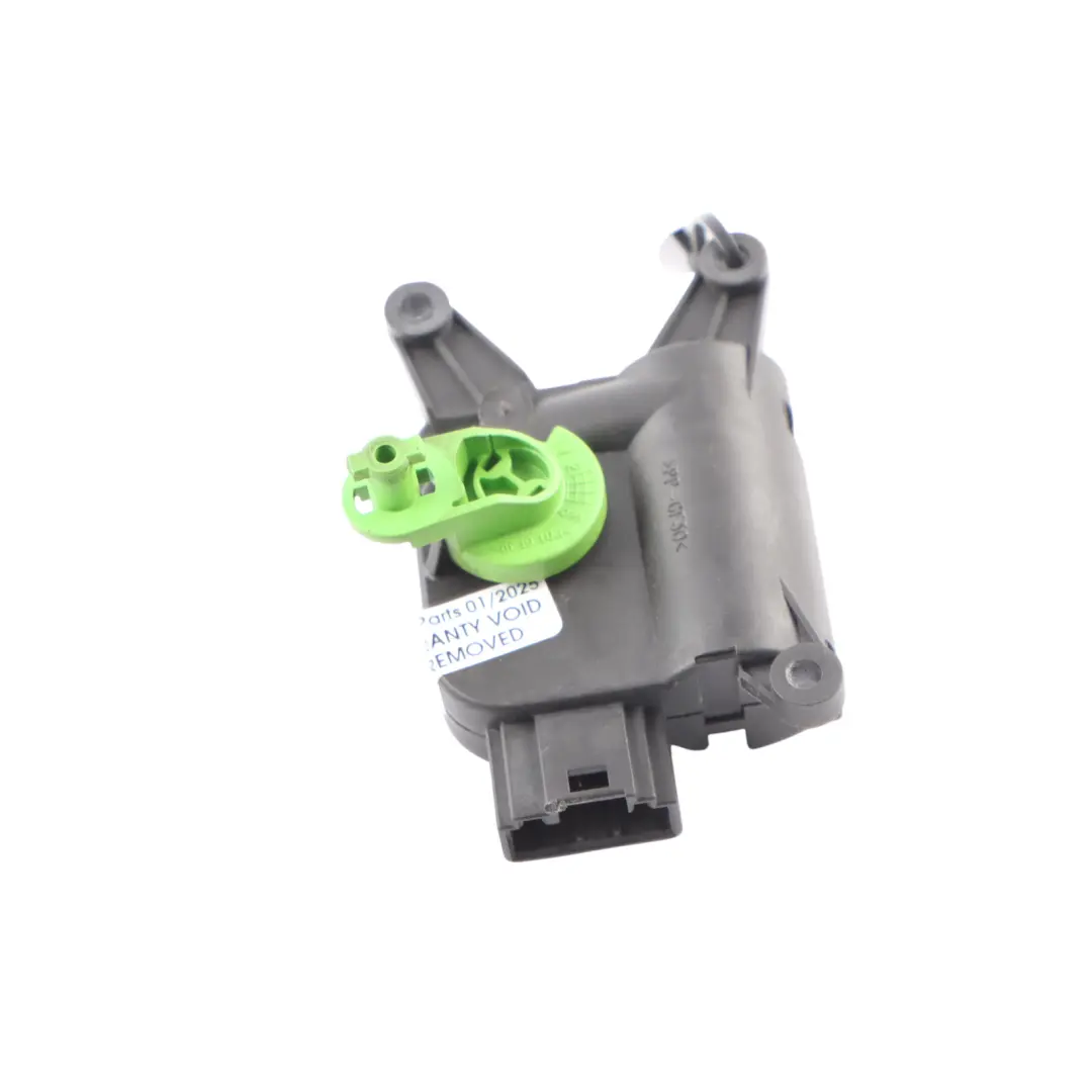 Flap Positioning Motor Dashboard Centre to Audi A4 B7 Air with Part number 8E2820511B Audi A4 B7 Air Flap Positioning Motor Dashboard Centre - SKU 8E2820511B - Part number 8E2820511B