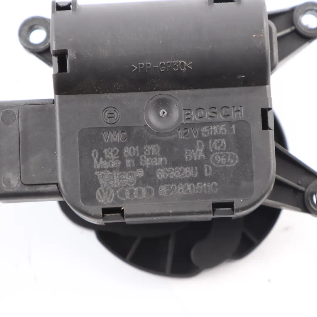 Audi A4 B7 Calentador Blower Flap Control Unit Válvula - SKU 8E2820511C - Número de pieza 8E2820511C