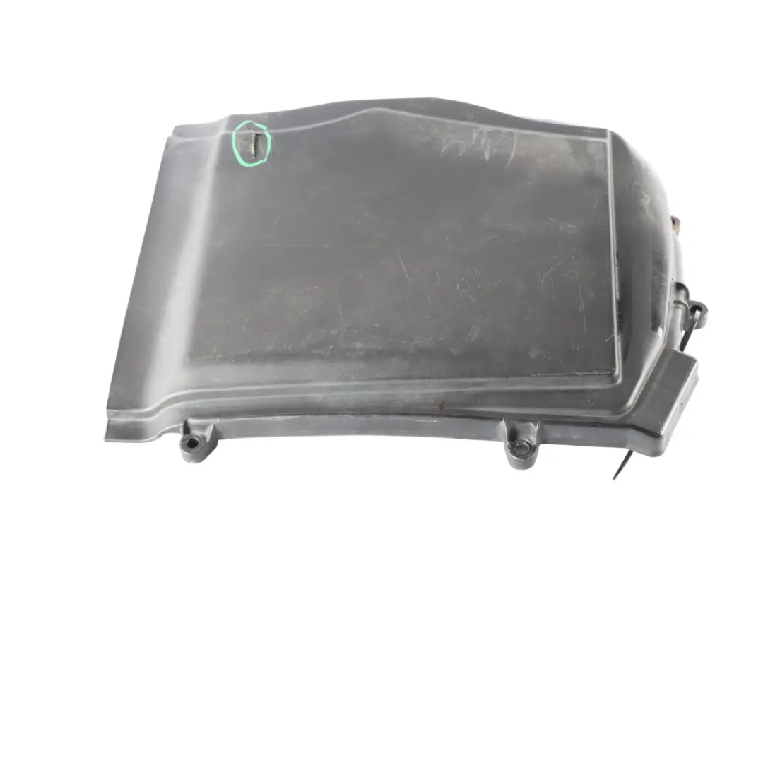 Control Unit ECU Box Top Cover Shield Trim Panel to Audi A4 B7 Engine with Part number 8E2907613D Audi A4 B7 Engine Control Unit ECU Box Top Cover Shield Trim Panel - SKU 8E2907613D - Part number 8E2907613D