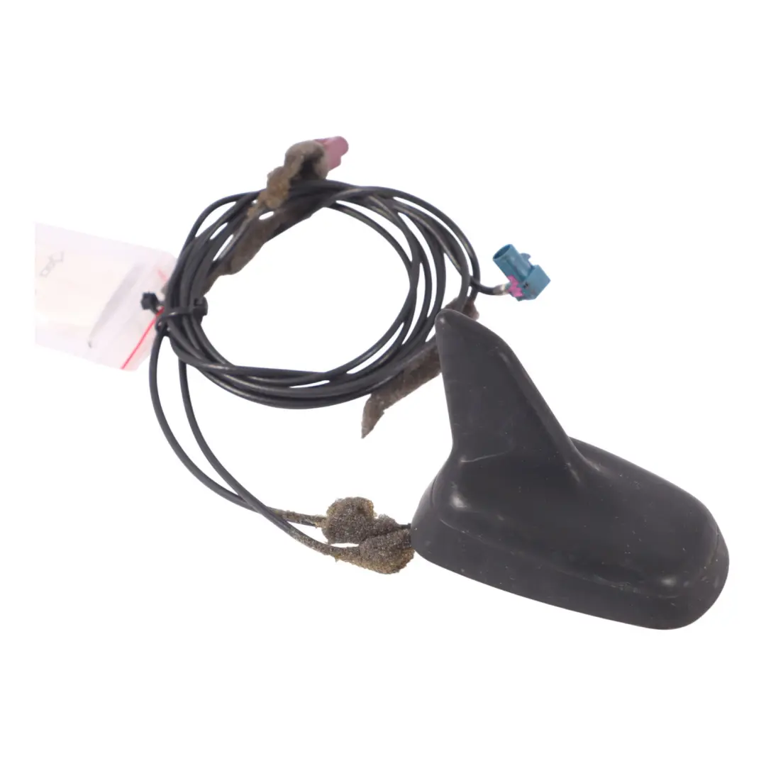 Audi A4 B7 Antenne radio sur le toit Antenne radio Shark - SKU 8E9035503T - Numéro de pièce 8E9035503T