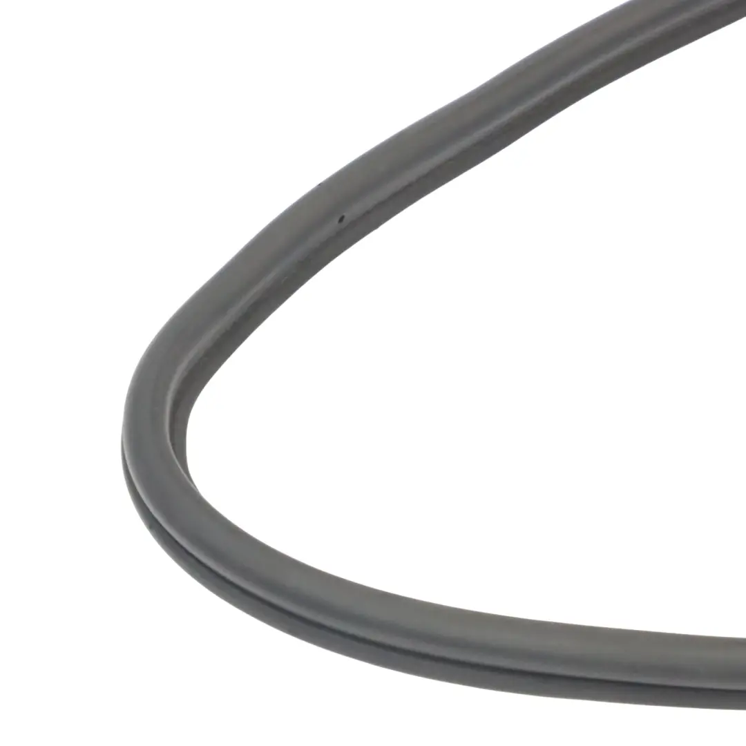 Hintere Kofferraum Klappe Gepäckraum Dichtung Gummi für Audi A4 B7 mit Teilenummer 8E9827705Q Audi A4 B7 Hintere Kofferraum Klappe Gepäckraum Dichtung Gummi - SKU 8E9827705Q - Teilenummer 8E9827705Q