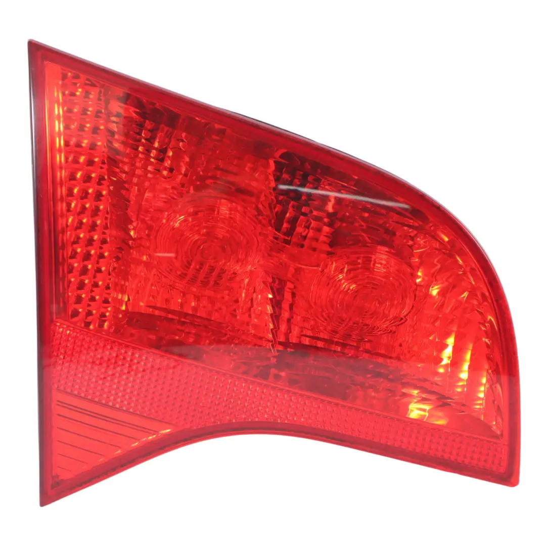 Audi A4 B7 Avant Hintere Heckklappe Luke Innere Lampe Licht Links - SKU 8E9945093A - Teilenummer 8E9945093A