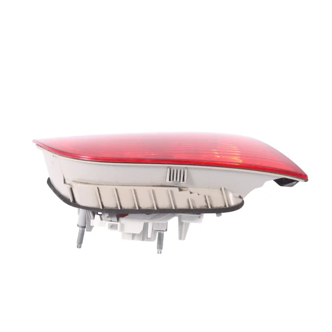 Audi A4 B7 Avant Hintere Heckklappe Luke Innere Lampe Licht Links - SKU 8E9945093A - Teilenummer 8E9945093A
