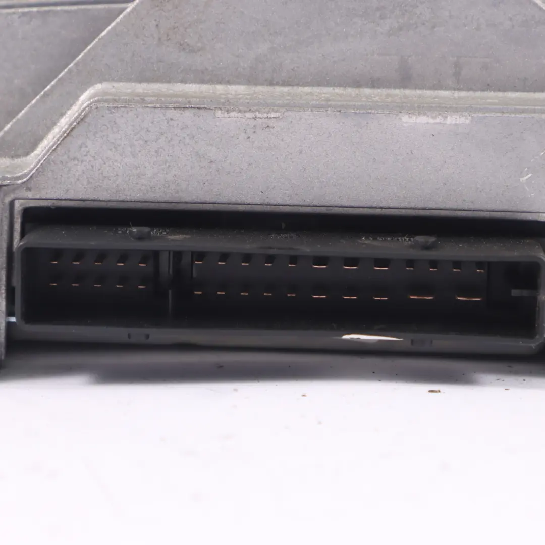 Audi TT 8J Audio Amplificador Premium Sound Unidad de Control Bose - SKU 8J0035223C - Número de pieza 8J0035223C