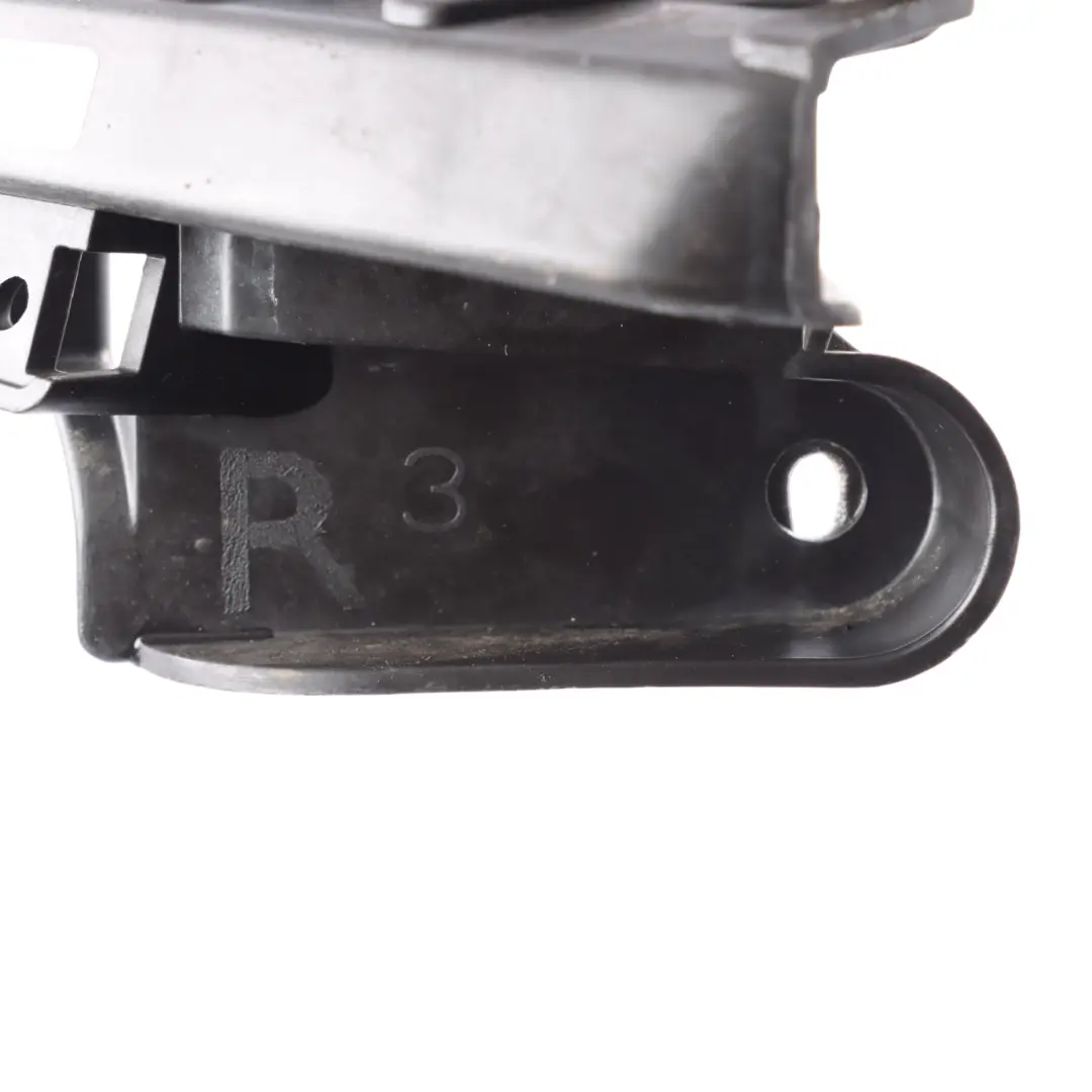 Audi TT 8J Support de montage de pare chocs de guide arrière droit - SKU 8J0807484A - Numéro de pièce 8J0807484A