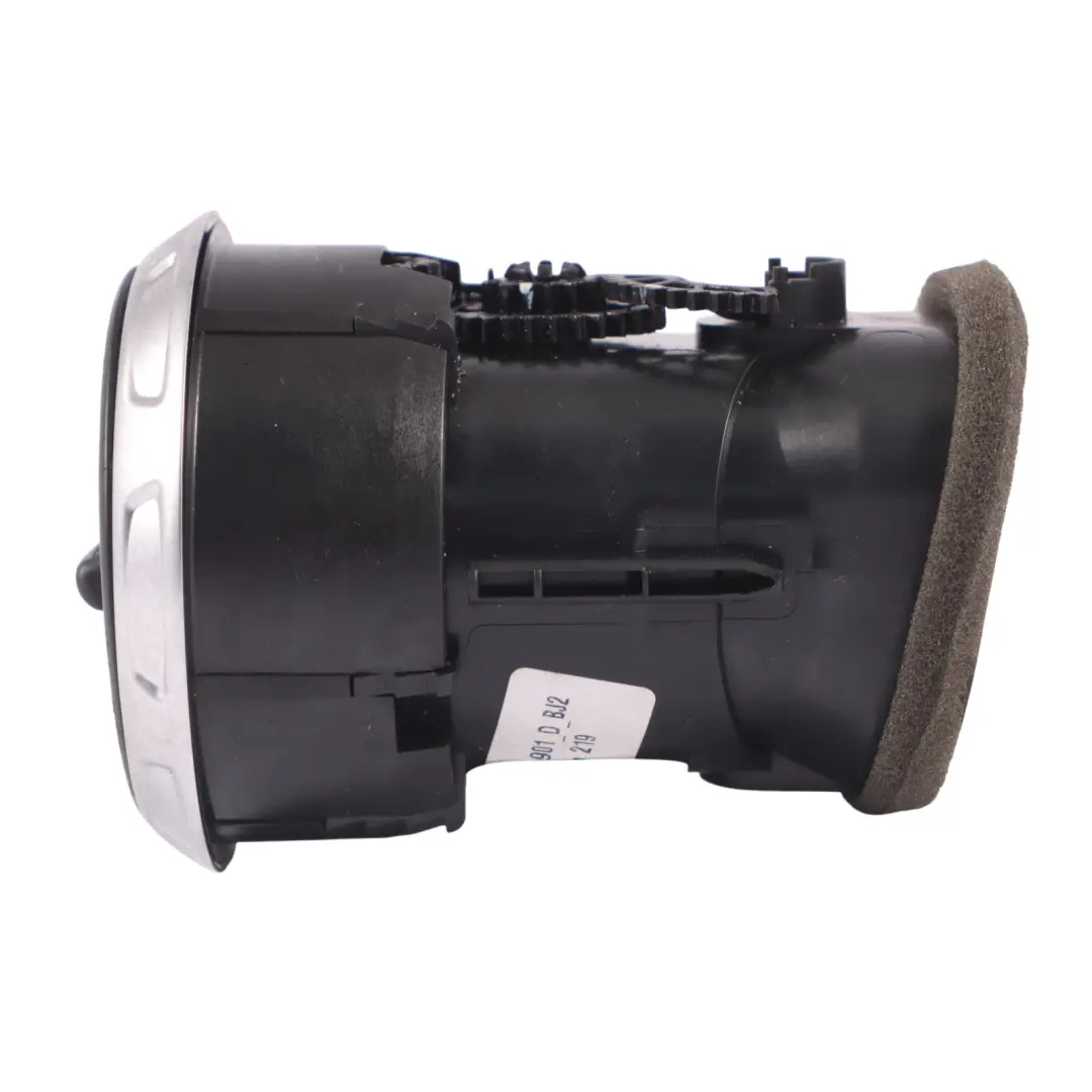 Audi TT 8J Embellecedor Salpicadero Delantero Ventilación Cromado - SKU 8J0820901D - Número de pieza 8J0820901D