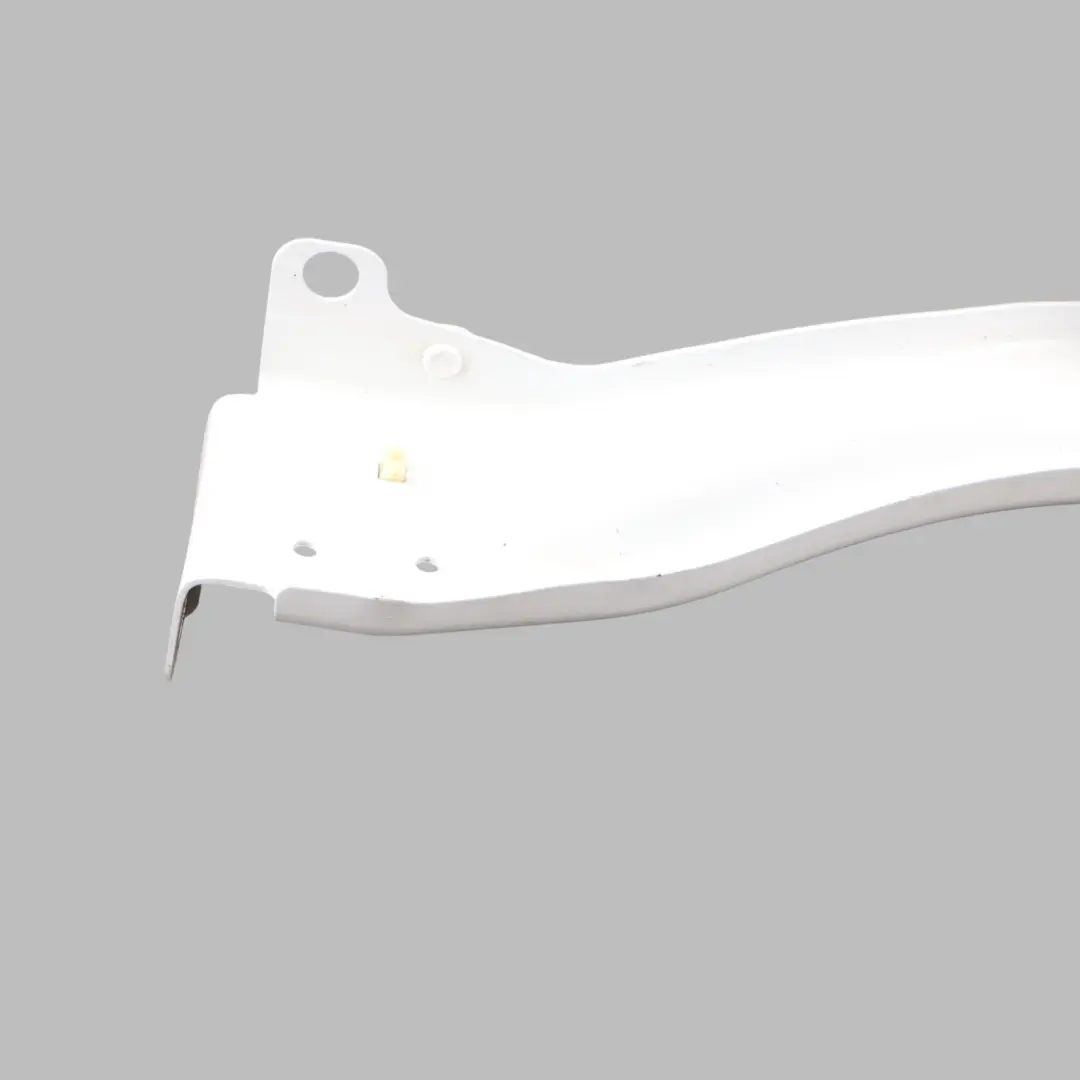 Wing Support Bracket Mount Front Right O/S Metallic Glacier White S9R to Audi TT 8J with Part number 8J0821136F Audi TT 8J Wing Support Bracket Mount Front Right O/S Metallic Glacier White S9R - SKU 8J0821136F-MGW - Part number 8J0821136F