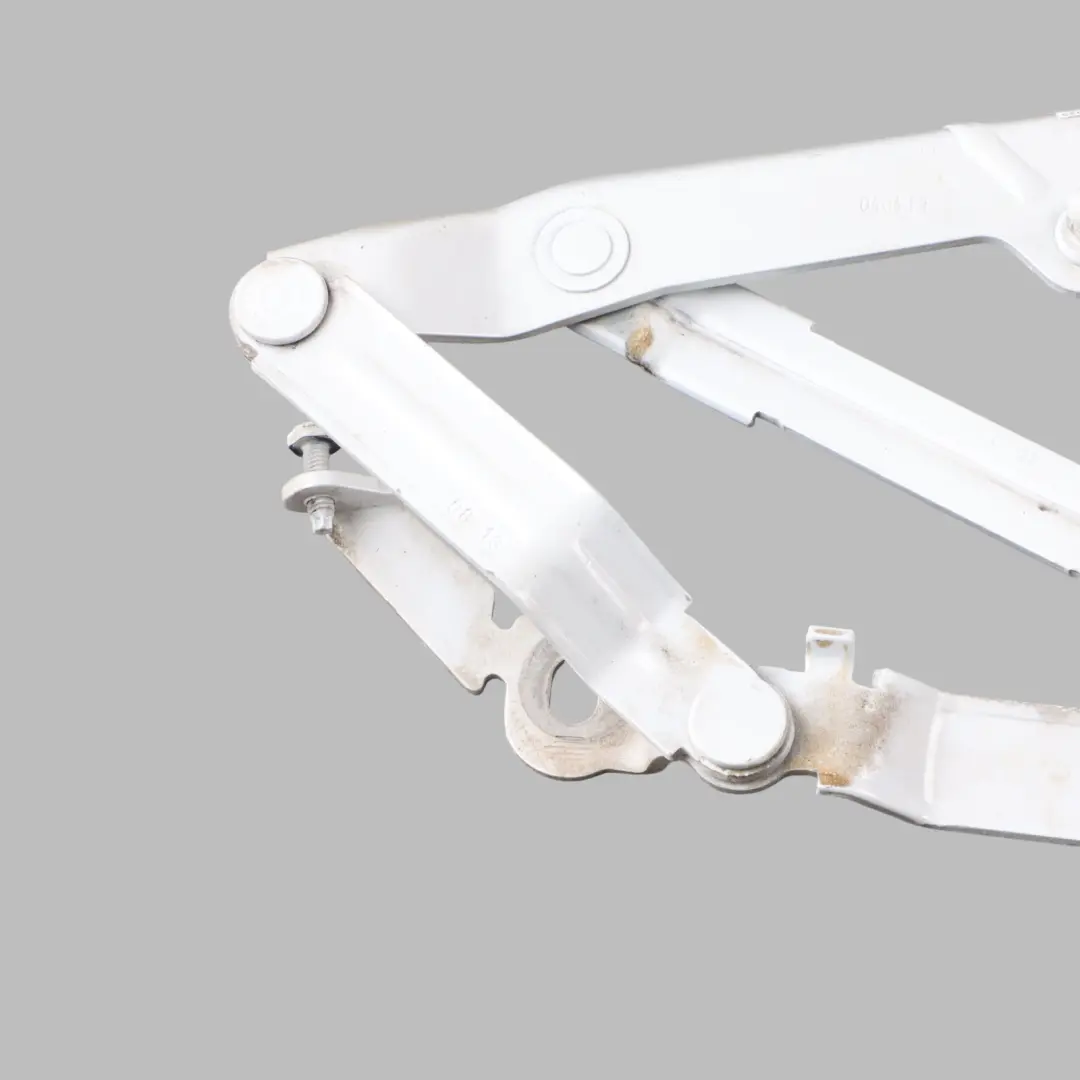 Bonnet Lid Hinge Front Right O/S Metallic Glacier White - S9R to Audi TT 8J with Part number 8J0823302H Audi TT 8J Bonnet Lid Hinge Front Right O/S Metallic Glacier White - S9R - SKU 8J0823302H-MGW - Part number 8J0823302H