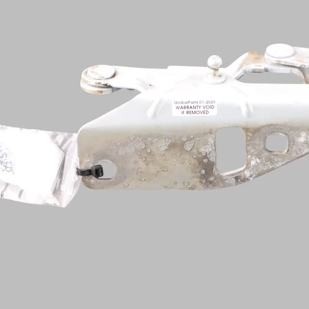 Audi TT 8J Bonnet Lid Hinge Front Right O/S Metallic Glacier White - S9R - SKU 8J0823302H-MGW - Part number 8J0823302H