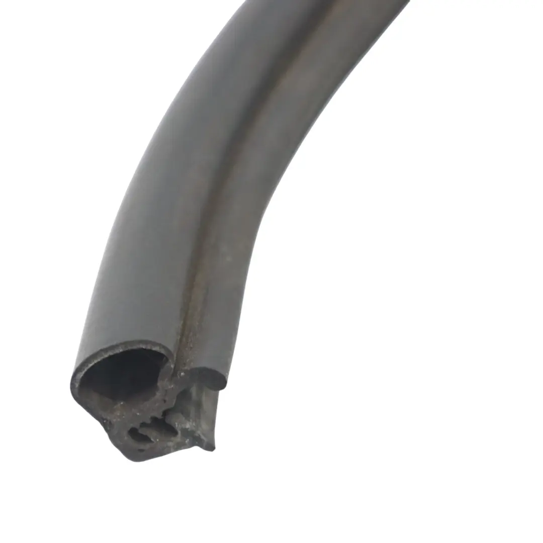 Fronthaube Motorhaube Streifen Gummi Motor Dichtung für Audi TT 8J mit Teilenummer 8J0823723 Audi TT 8J Fronthaube Motorhaube Streifen Gummi Motor Dichtung - SKU 8J0823723 - Teilenummer 8J0823723