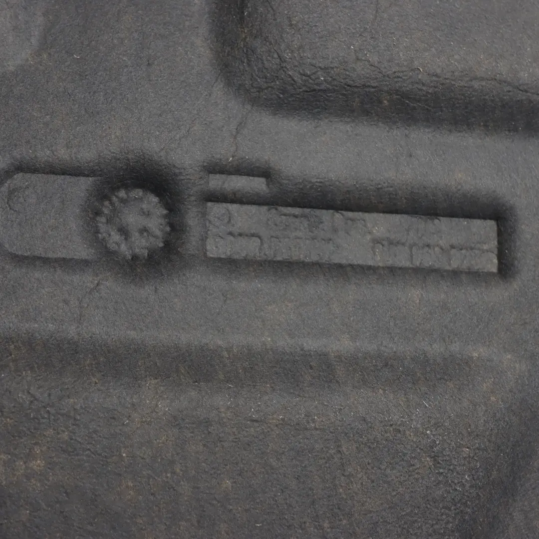 Pannello Di Isolamento Acustico Del Cofano Motore per Audi TT 8J con numero di parte 8J0863825 Audi TT 8J Pannello Di Isolamento Acustico Del Cofano Motore - SKU 8J0863825 - Numero di parte 8J0863825