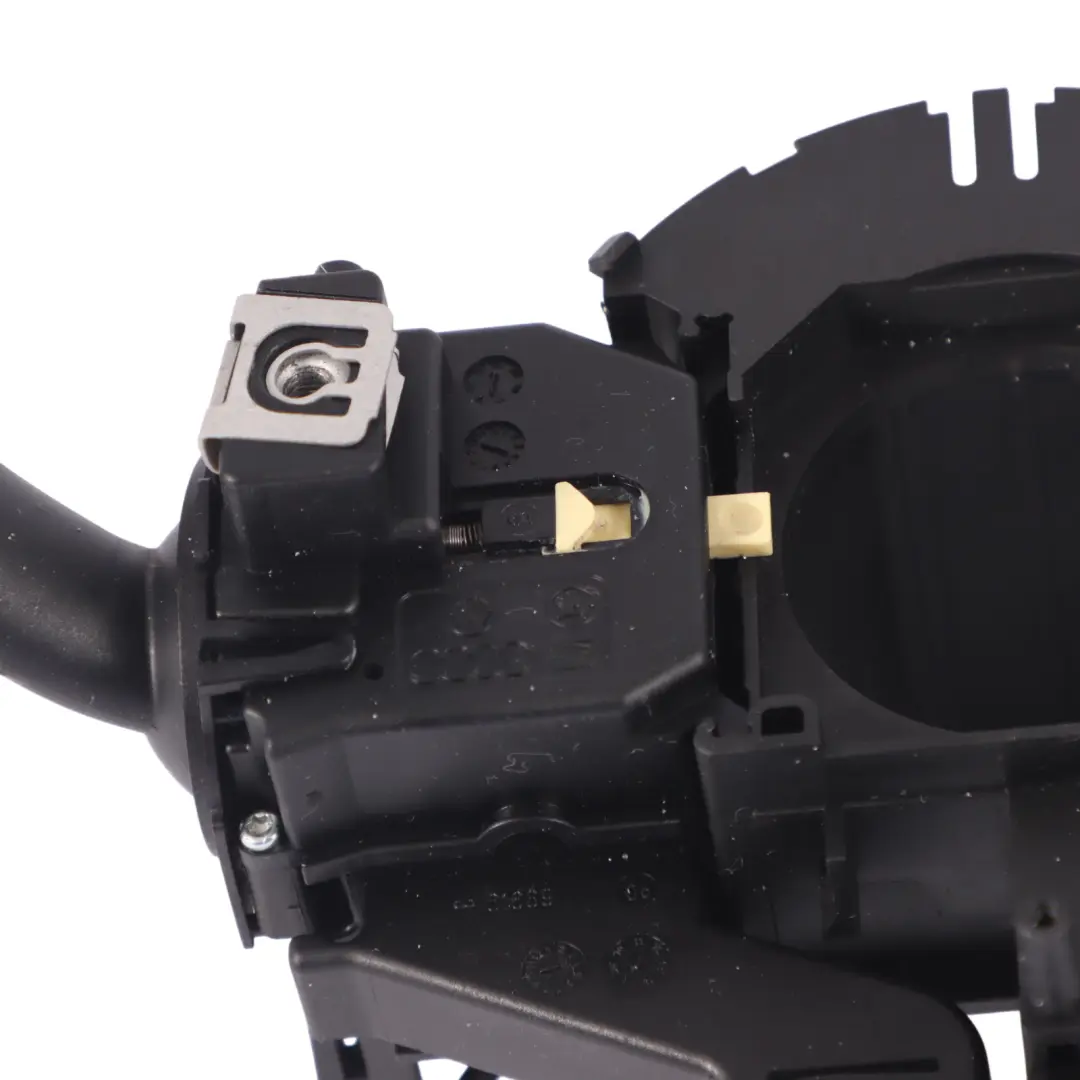 Columna dirección Interruptor intermitente Stalk para Audi A3 8P TT 8J con número de pieza 8J0907137H Audi A3 8P TT 8J Columna dirección Interruptor intermitente Stalk - SKU 8J0907137H - Número de pieza 8J0907137H