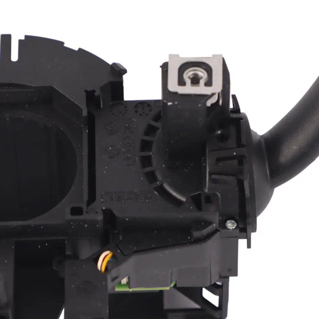 Columna dirección Interruptor intermitente Stalk para Audi A3 8P TT 8J con número de pieza 8J0907137H Audi A3 8P TT 8J Columna dirección Interruptor intermitente Stalk - SKU 8J0907137H - Número de pieza 8J0907137H