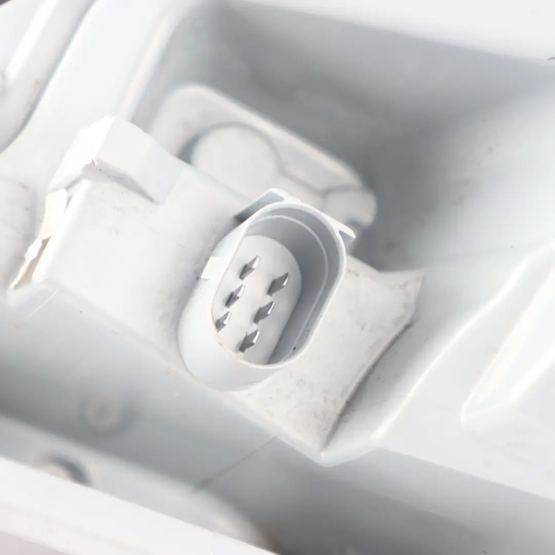 Lamp Left N/S Light Trunk Lid Boot Tailgate to Audi TT 8J Rear with Part number 8J0945095C Audi TT 8J Rear Lamp Left N/S Light Trunk Lid Boot Tailgate - SKU 8J0945095C - Part number 8J0945095C