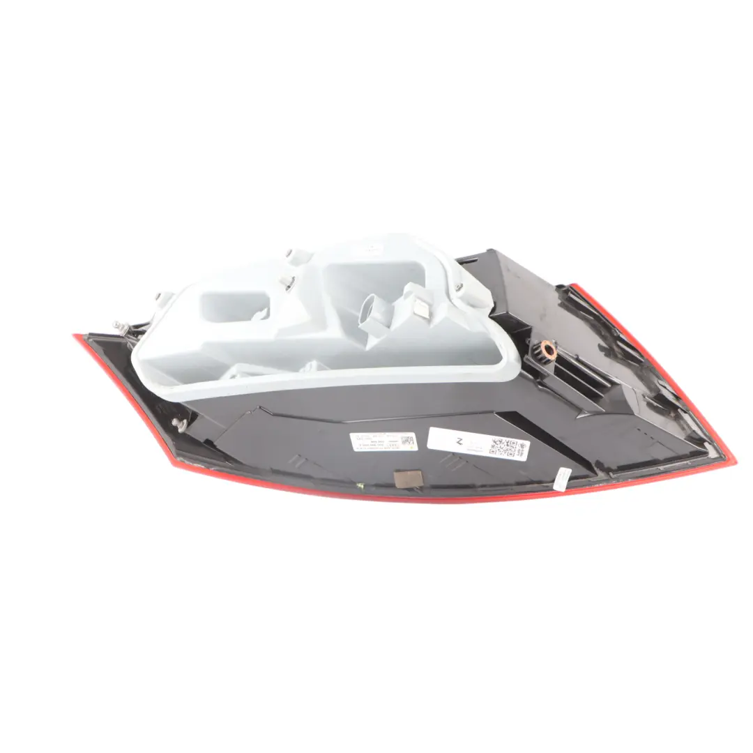 Audi TT 8J Rear Lamp Right O/S Light Trunk Lid Boot Tailgate - SKU 8J0945096C - Part number 8J0945096C