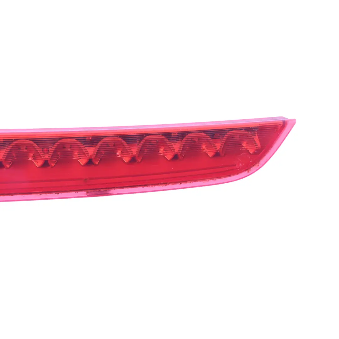 Feu de freinage arrière Feu de stop auxiliaire pour Audi TT 8J à propos du numéro de pièce 8J0945097 Audi TT 8J Feu de freinage arrière Feu de stop auxiliaire - SKU 8J0945097 - Numéro de pièce 8J0945097